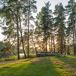 Holiday home Saarjaerve Jaerve Aeaeres 28-le, 8 Magamistuba Tromsi