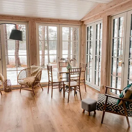 Ferienhaus Saarjaerve Jaerve Aeaeres 28-le, 8 Magamistuba