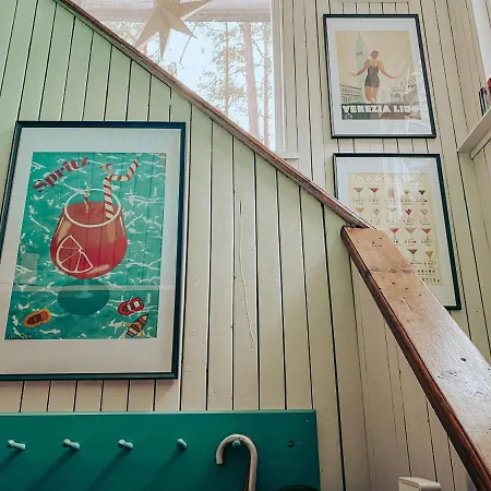 Saarjaerve Jaerve Aeaeres 28-le, 8 Magamistuba *