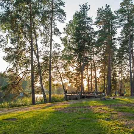 Vakantiehuis Saarjaerve Jaerve Aeaeres 28-le, 8 Magamistuba Tromsi