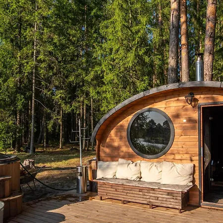 بيت للعطل Saarjaerve Jaerve Aeaeres 28-le, 8 Magamistuba