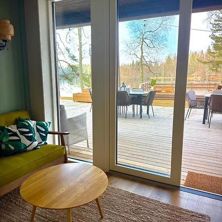 Saarjaerve Jaerve Aeaeres 28-le, 8 Magamistuba Vakantiehuis Tromsi