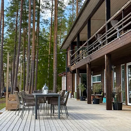Ferienhaus Saarjaerve Jaerve Aeaeres 28-le, 8 Magamistuba