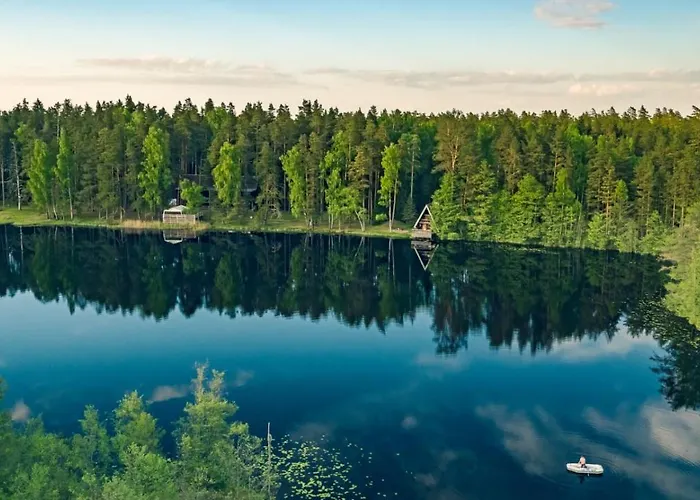 Saarjaerve Jaerve Aeaeres 28-le, 8 Magamistuba Tromsi