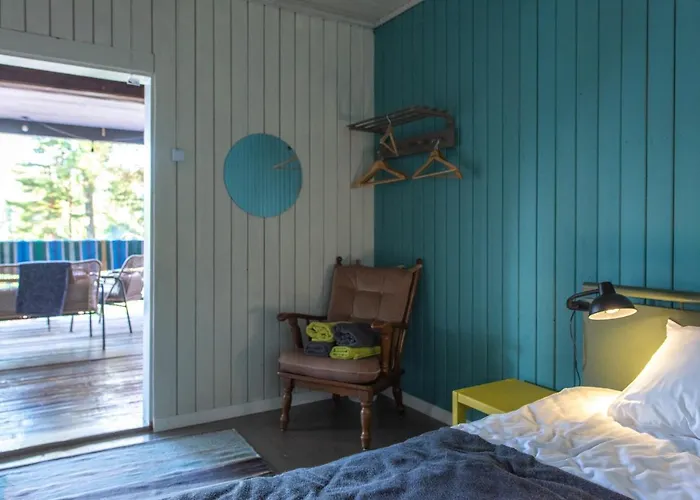 Saarjaerve Jaerve Aeaeres 28-le, 8 Magamistuba Holiday home Tromsi