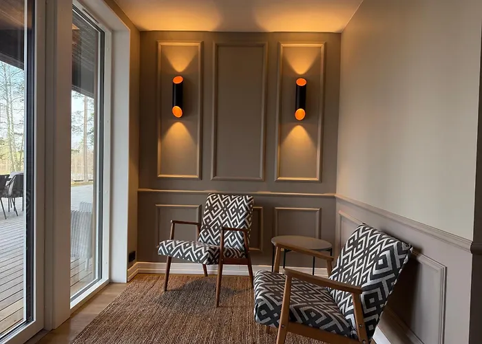 Saarjaerve Jaerve Aeaeres 28-le, 8 Magamistuba