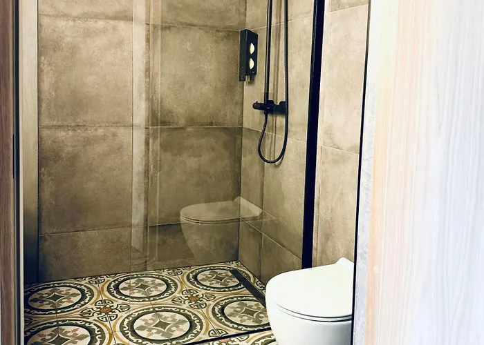 Saarjaerve Jaerve Aeaeres 28-le, 8 Magamistuba