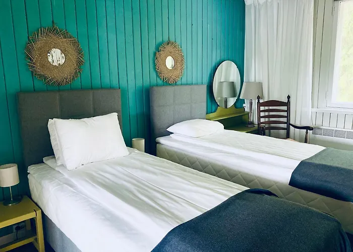 Saarjaerve Jaerve Aeaeres 28-le, 8 Magamistuba