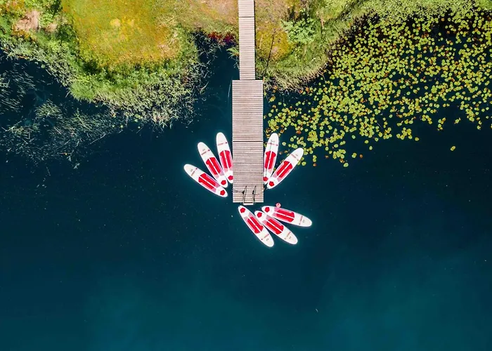 Saarjaerve Jaerve Aeaeres 28-le, 8 Magamistuba بيت للعطل