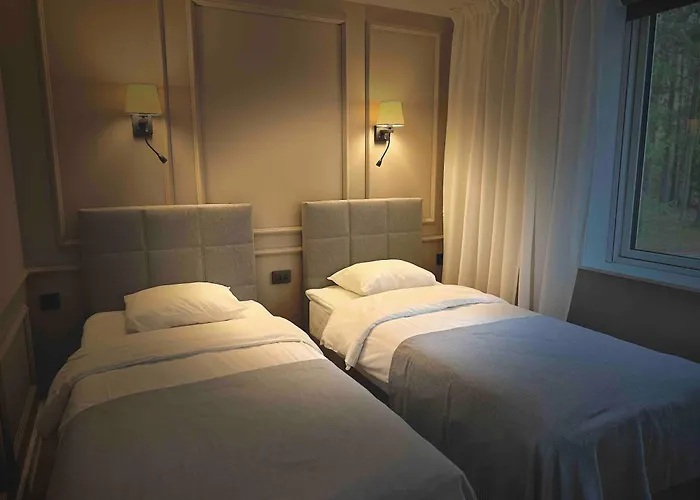 Saarjaerve Jaerve Aeaeres 28-le, 8 Magamistuba Holiday home Tromsi